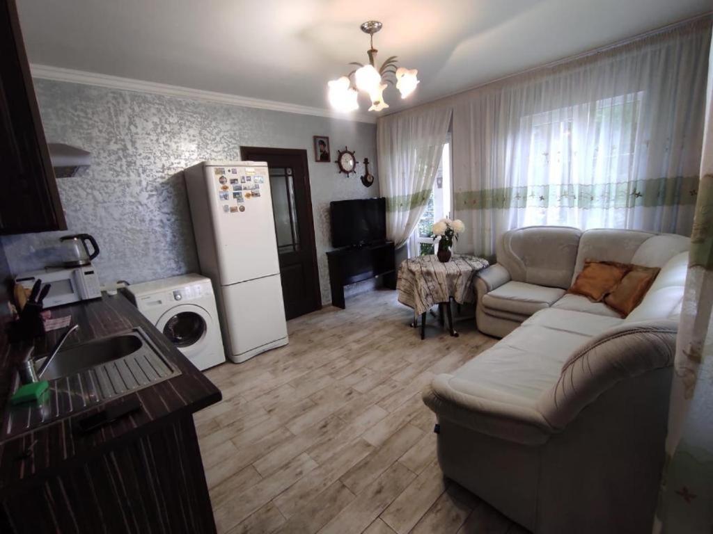Guest House Chalet Agave Gagra Exterior photo